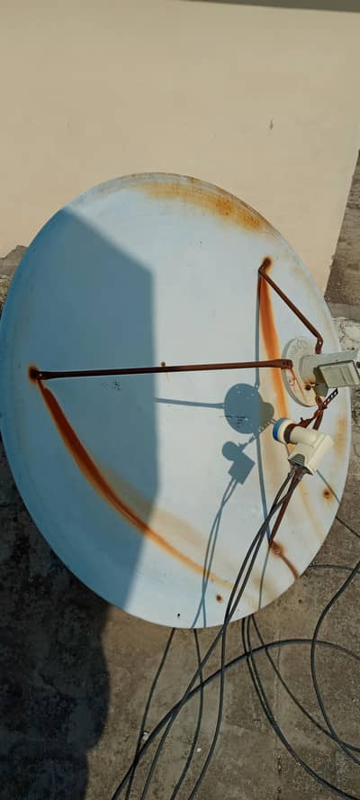 2 dish with reciever and 4 LNB