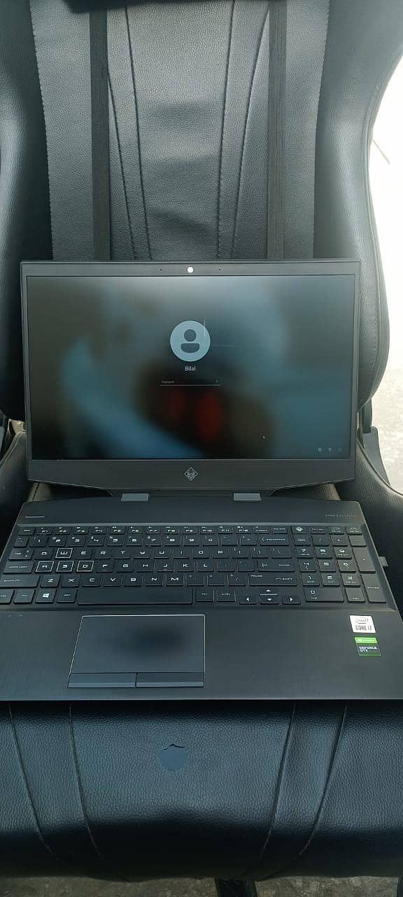 HP omen 7