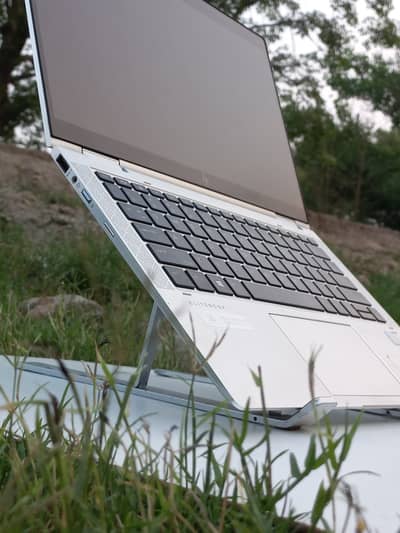 Hp Elitebook 1030 x360 8th gen touch 360