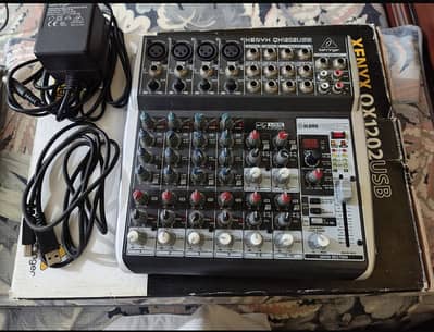 Behringer Xenyx QX1202USB