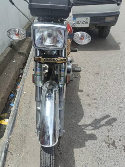 125 Gold 10 * 10 Islamabad number registration two digit