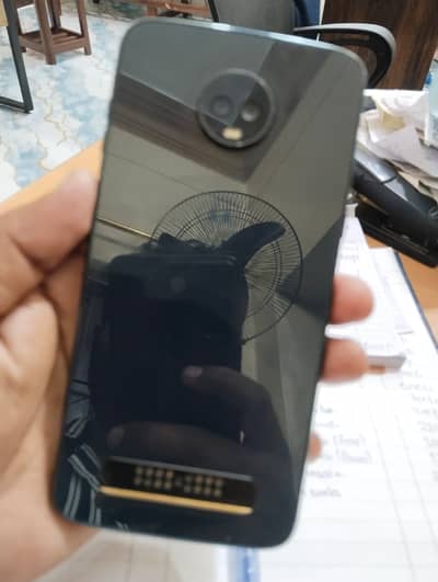 Moto Z3 Play