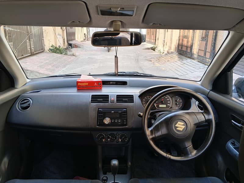 Suzuki Swift Automatic 14