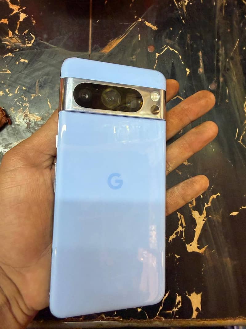 Google Pixel 8 Pro 0