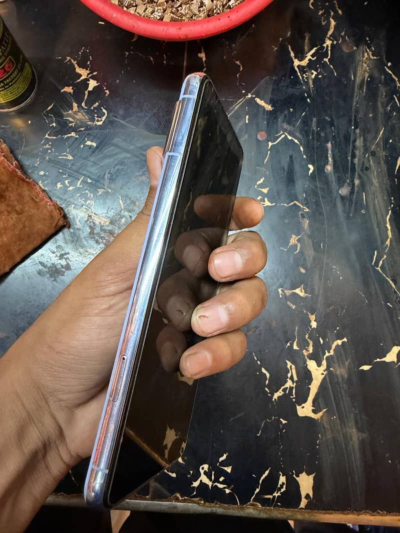 Google Pixel 8 Pro 1