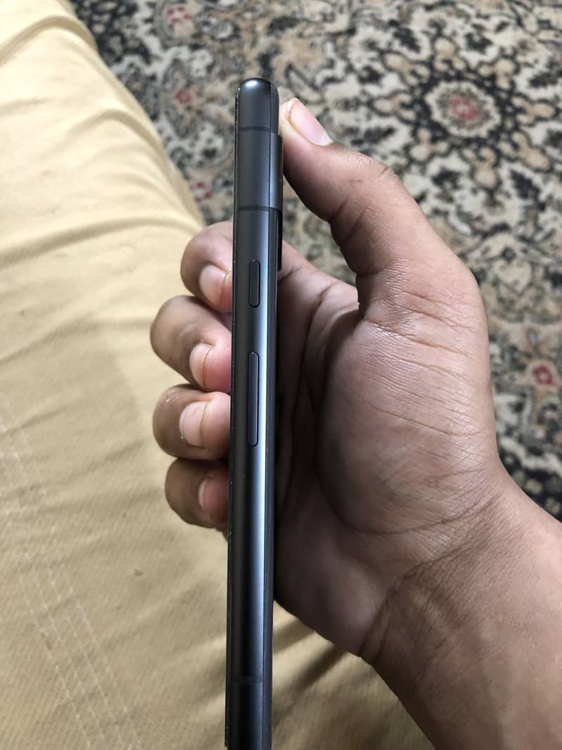 Google Pixel 7a 4