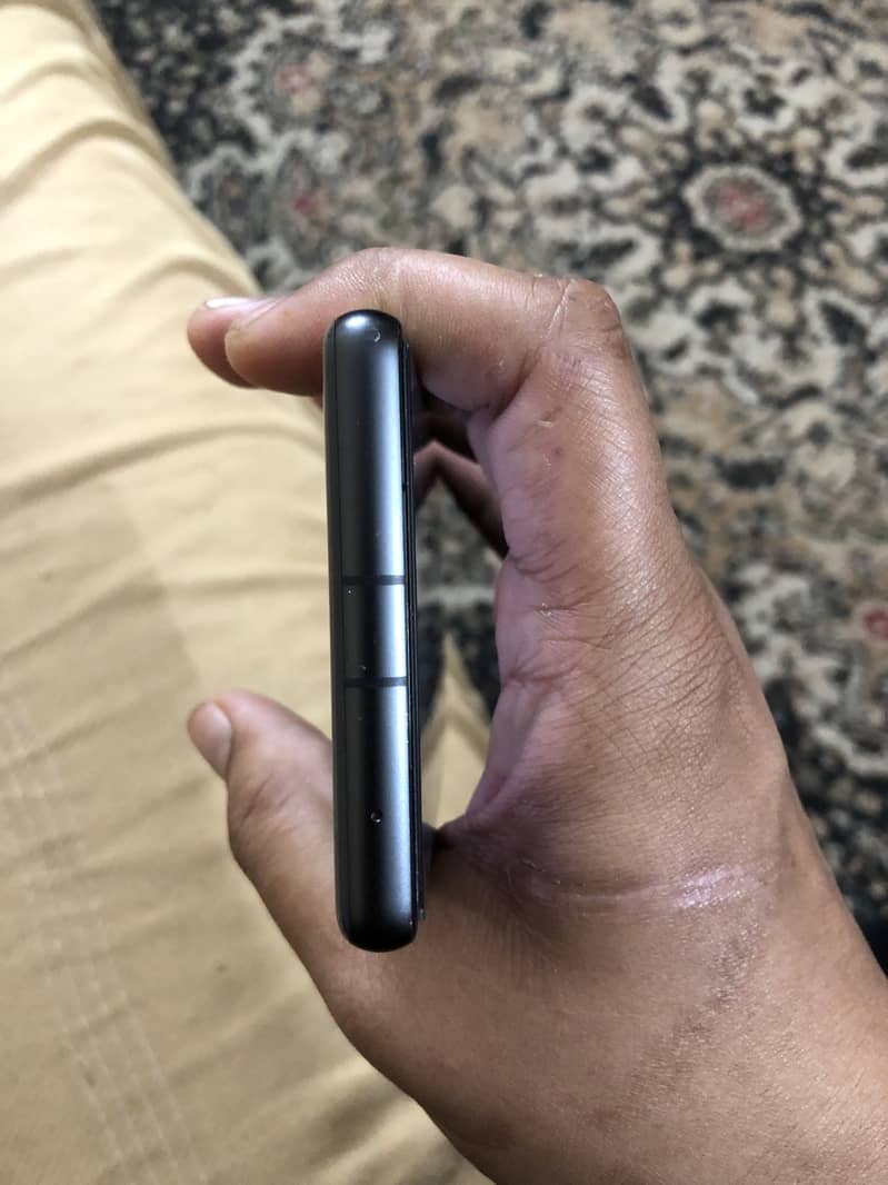 Google Pixel 7a 5