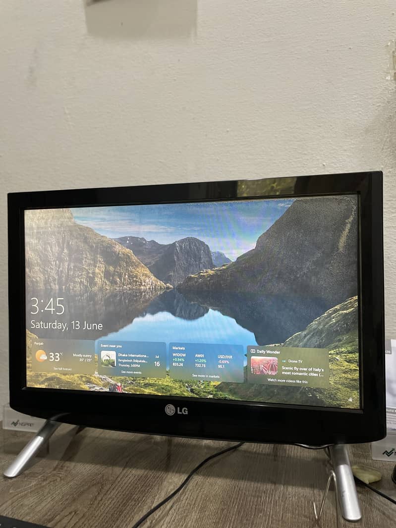 LG Computer LED 0