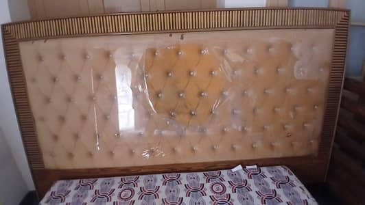 Bed Set with Dressing Table for Sale – Without Mattress | اچھی کنڈیشن