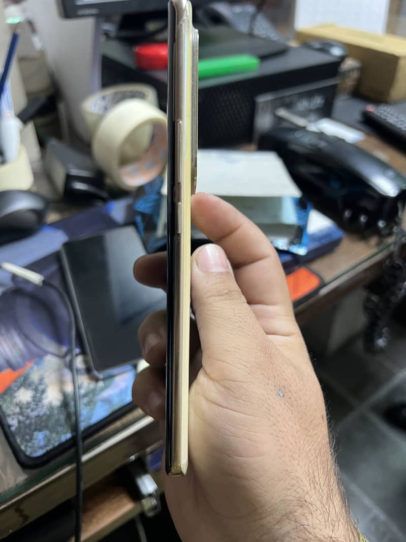 Infinix Zero 30 7