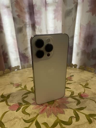 Apple iPhone 13 Pro