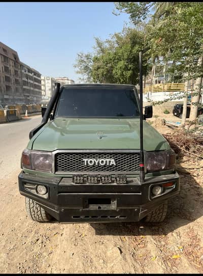 Toyota Land Cruiser 1984 rkr