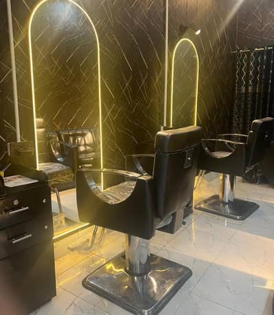 Saloon For sale