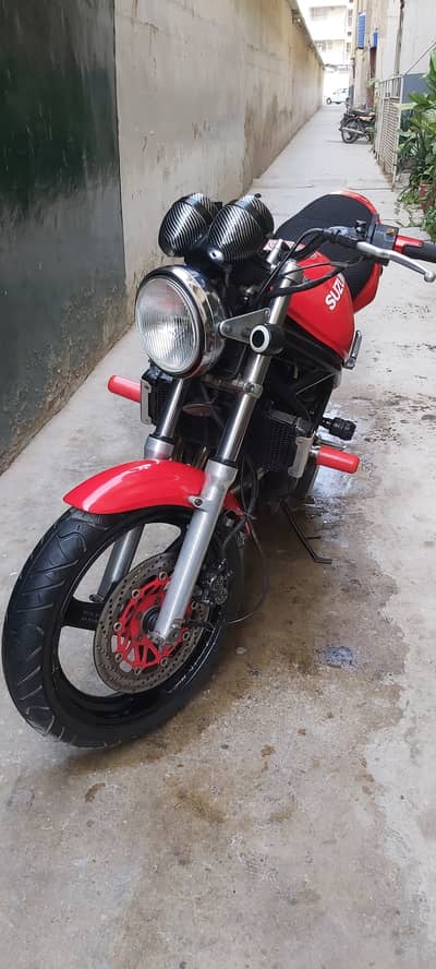 Suzuki Bandit 250CC VC