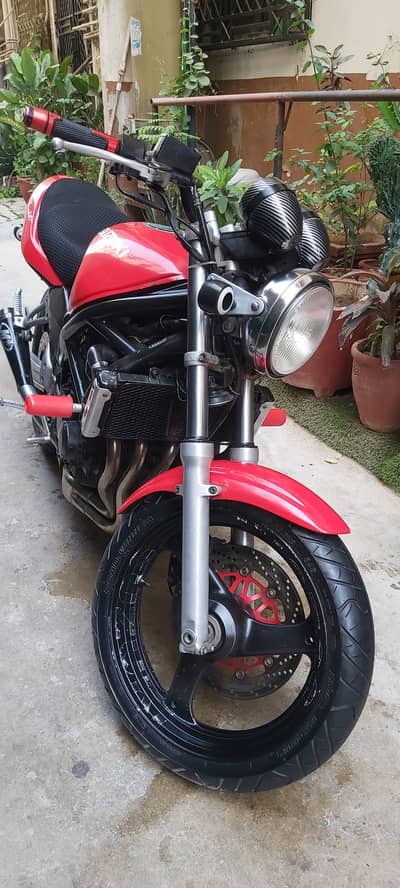 Suzuki Bandit 250CC VC