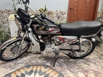 Honda 125 Gold Edition 2025 Model