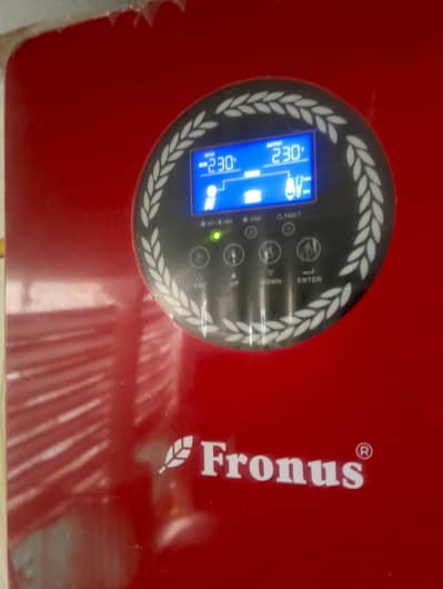 Fronus Hybrid PV 2200 solar inverter