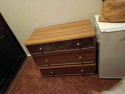 Enza Home, 3 tier chest of drawers