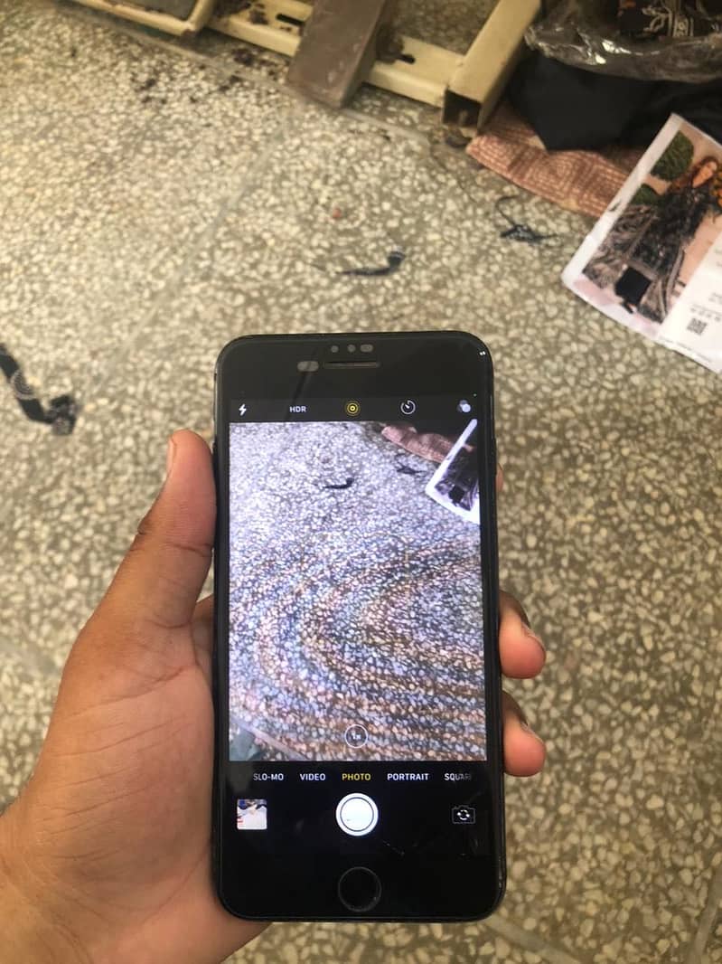 Apple iPhone 7 Plus 1
