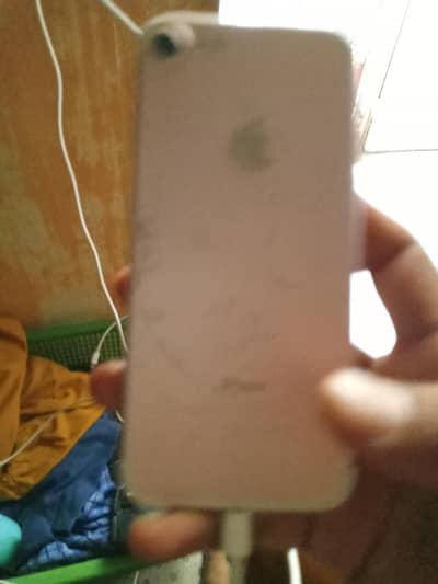 Apple iPhone 7