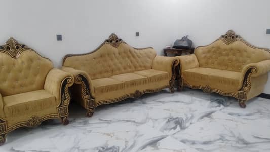 Sofa set