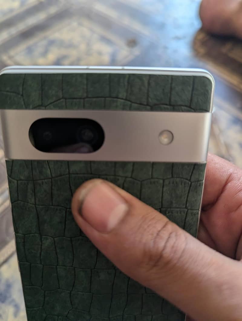 Google Pixel 7a 3
