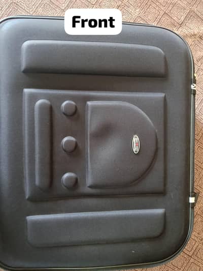 Samsonite large Suit case