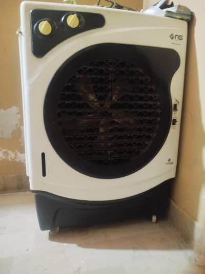Room Aur cooler two season used