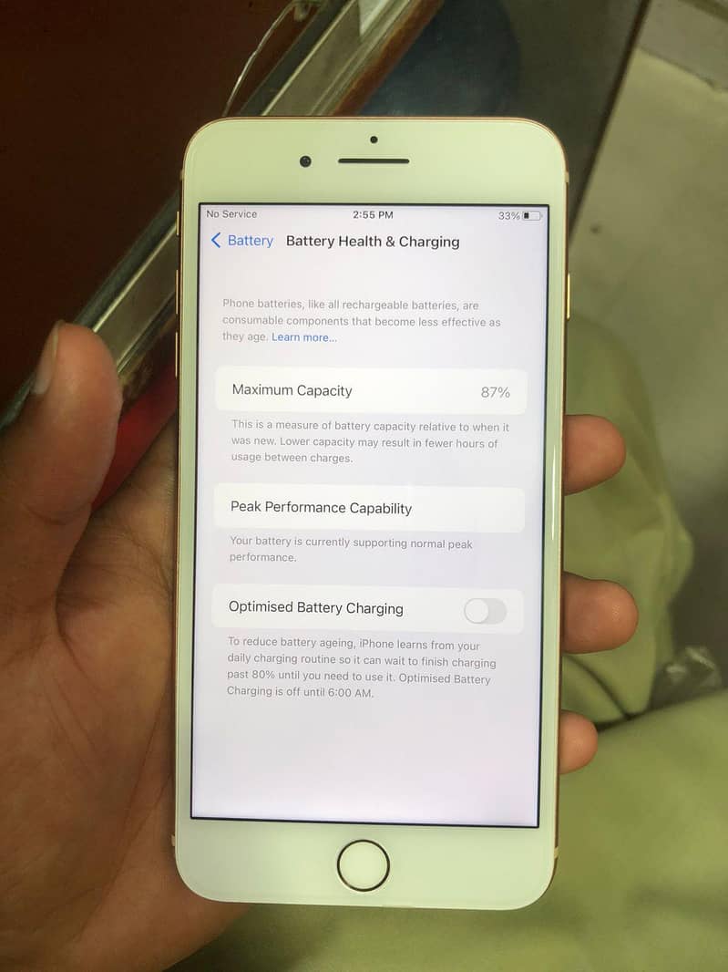 Apple iPhone 8 Plus 4