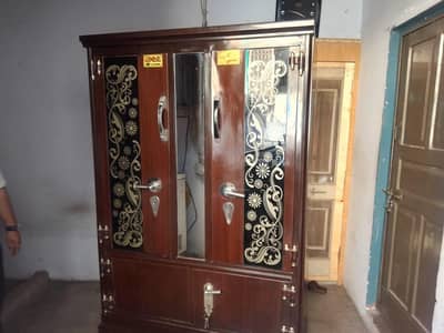 New steel wardrobe for sale