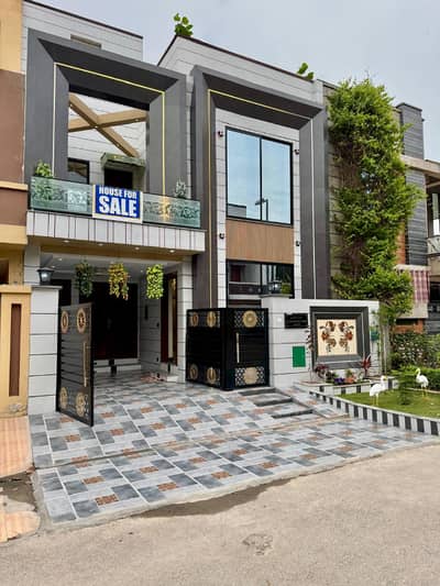 5 Marla Brand New Luxury House Available For Sale In Bahria Town Lahore