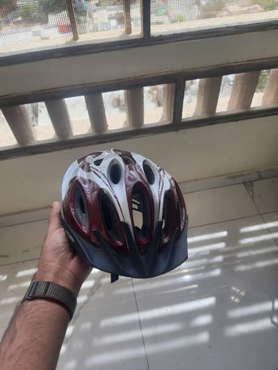 cycle helmet (Raleigh brand) excellent condition