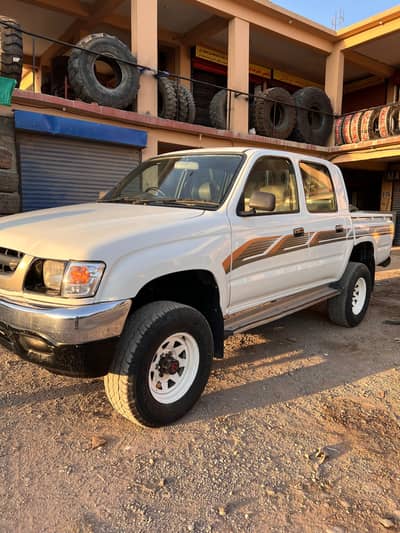 Toyota Hilux 2001