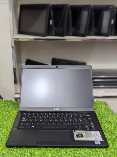 Dell Latitude 7390 i5 8th Gen 8GB RAM 256GB SSD FHD Backlit !