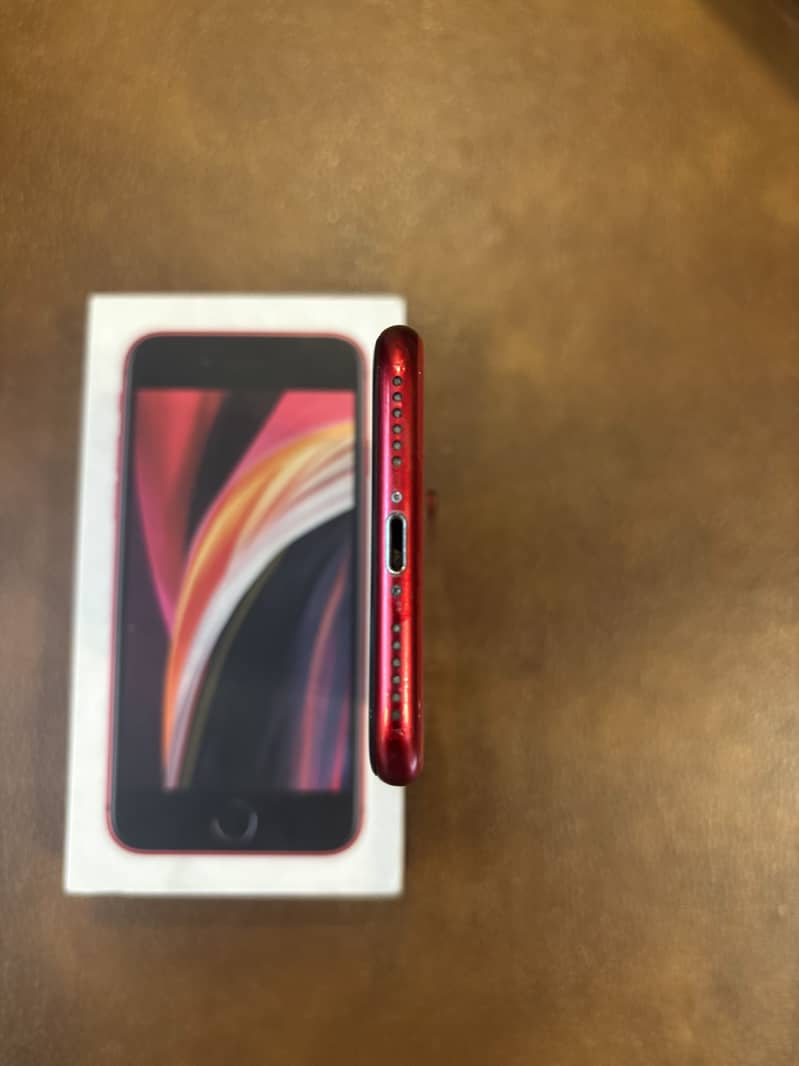 Apple iPhone SE 6