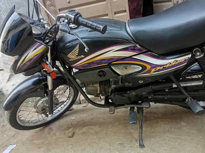 Honda pridar 100