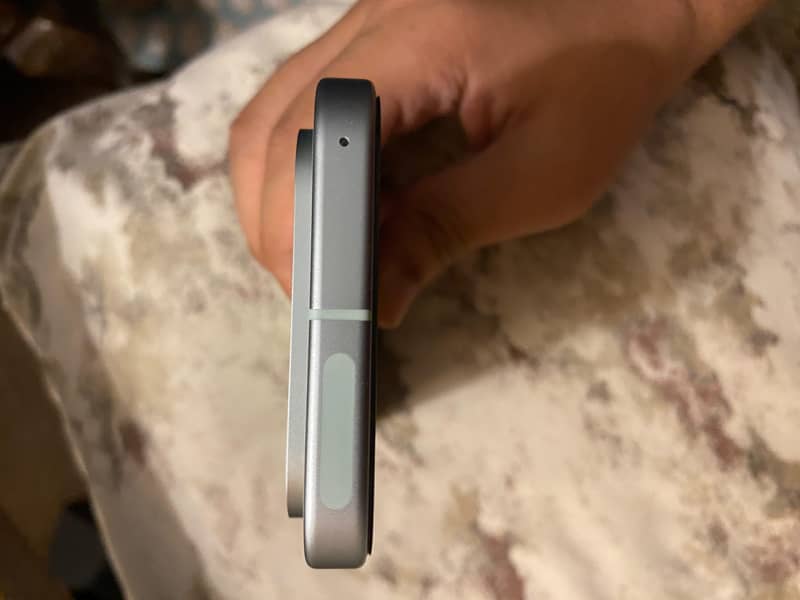 Google Pixel 9 7