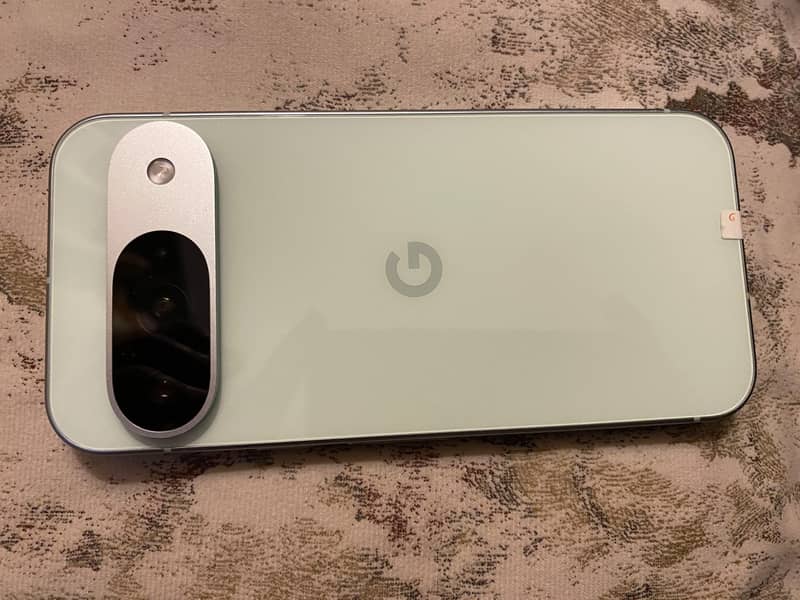 Google Pixel 9 11