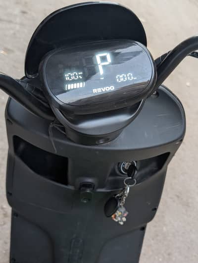 Revo A-10 Electric Scooty | 60KM Range | Graphene Battery | Titanium