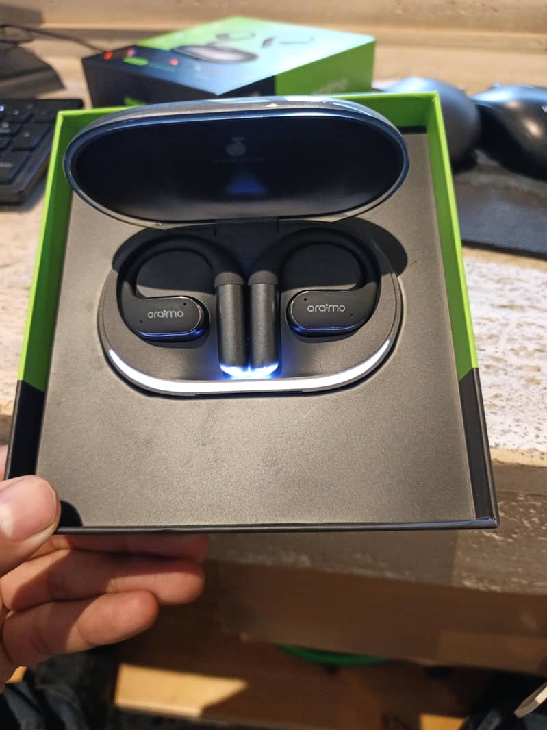 Earbuds 2
