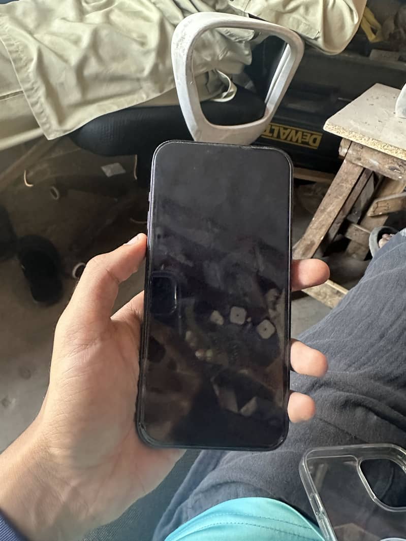 Apple iPhone 14 plus 0