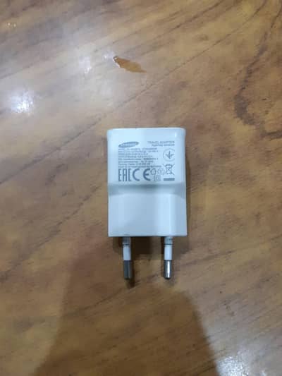 Samsung Original Fast Charger (White) – Excellent Condition