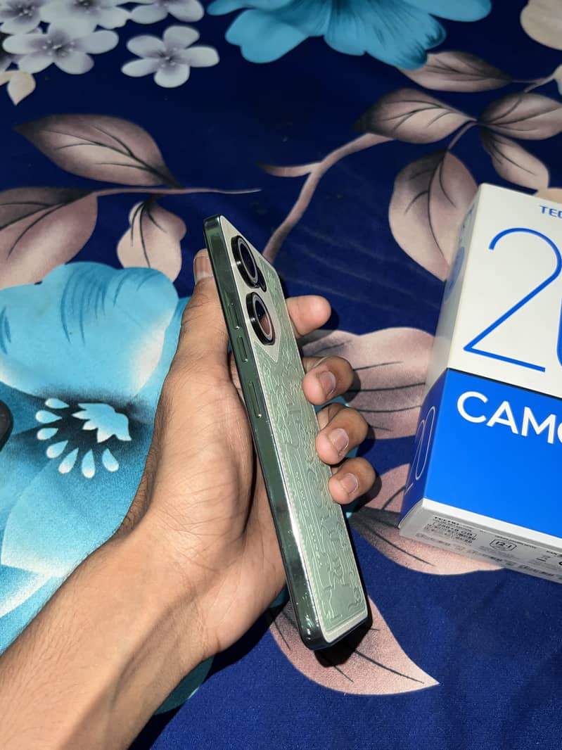 Tecno CAMON 20 1