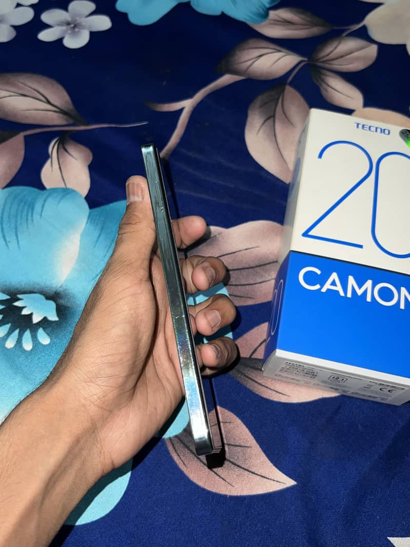 Tecno CAMON 20 3