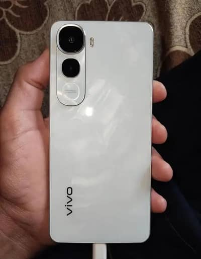Vivo Y400