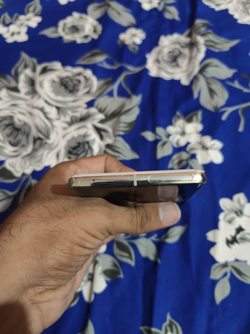 Google Pixel 7 Pro 6