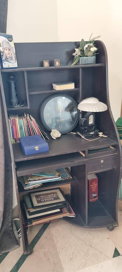 Personal Study Desk