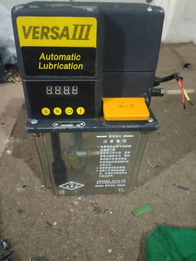 Versa lll Automatic Lubrication