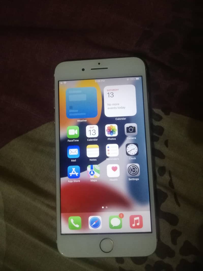 Apple iPhone 7 Plus 0