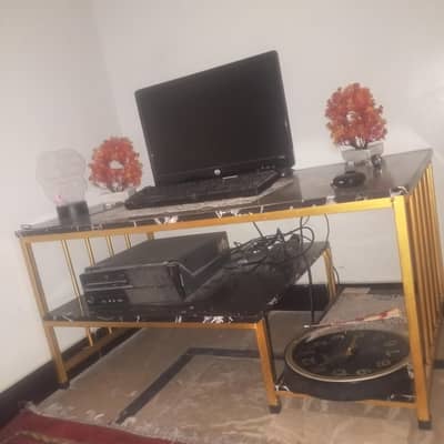 1 month use table in good quality